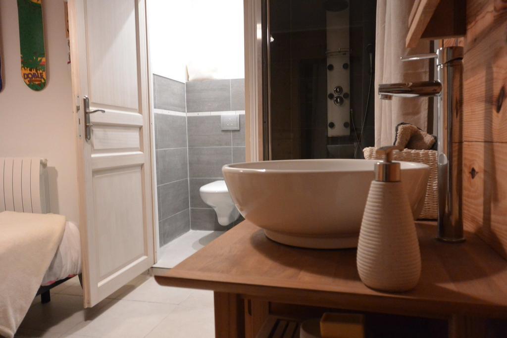 Chambre D'Hotes Aux Pays Des Sucs Saint-Hostien Екстериор снимка